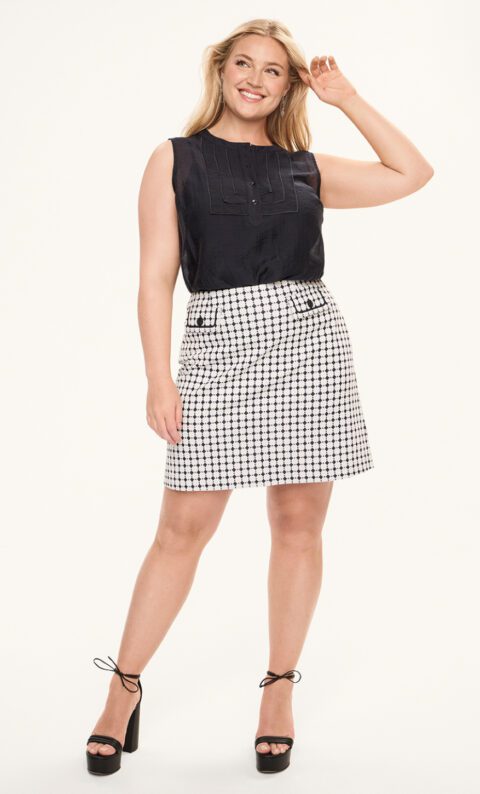 building-a-summer-capsule-wardrobe-over-50-years-old